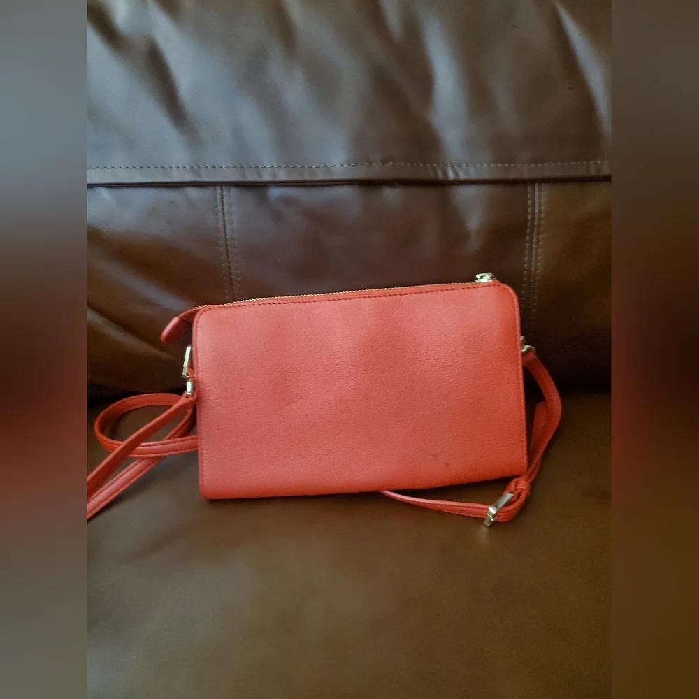Tory Burch unused has